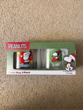 Peanuts Glass Mug 2-Pack with Red and Green Holiday Art